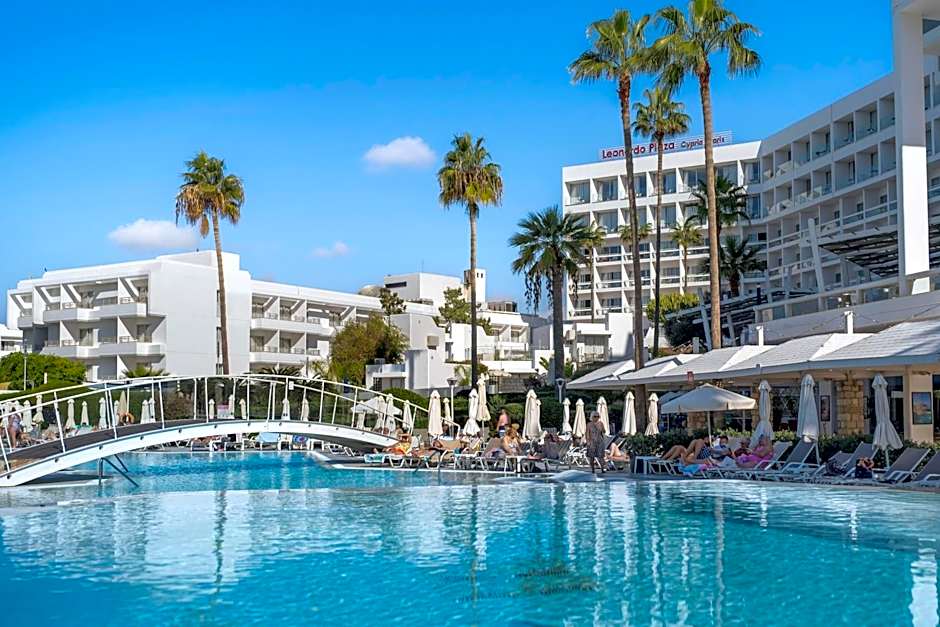 Leonardo Plaza Cypria Maris Beach Hotel & Spa