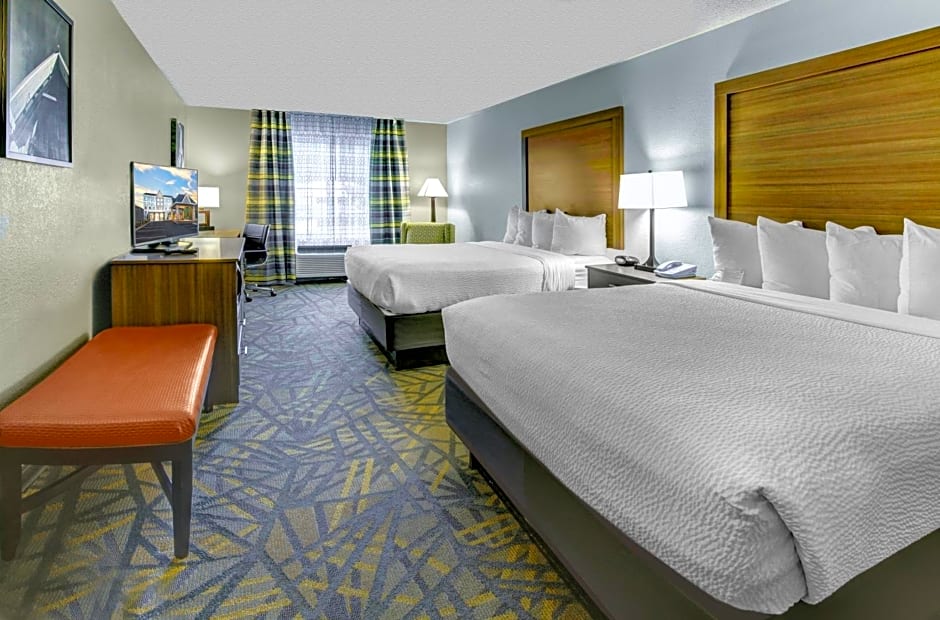Country Inn & Suites by Radisson, Asheville Downtown Tunnel Road, NC