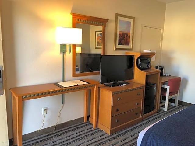 NavajoLand Inn