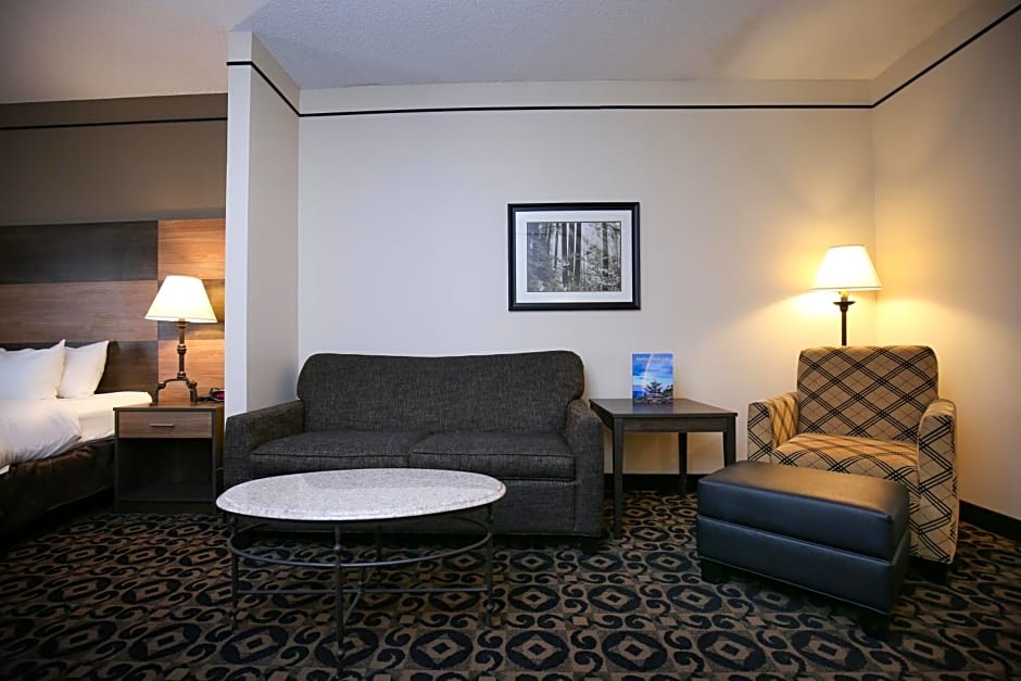 Quality Inn & Suites Boone - University Area