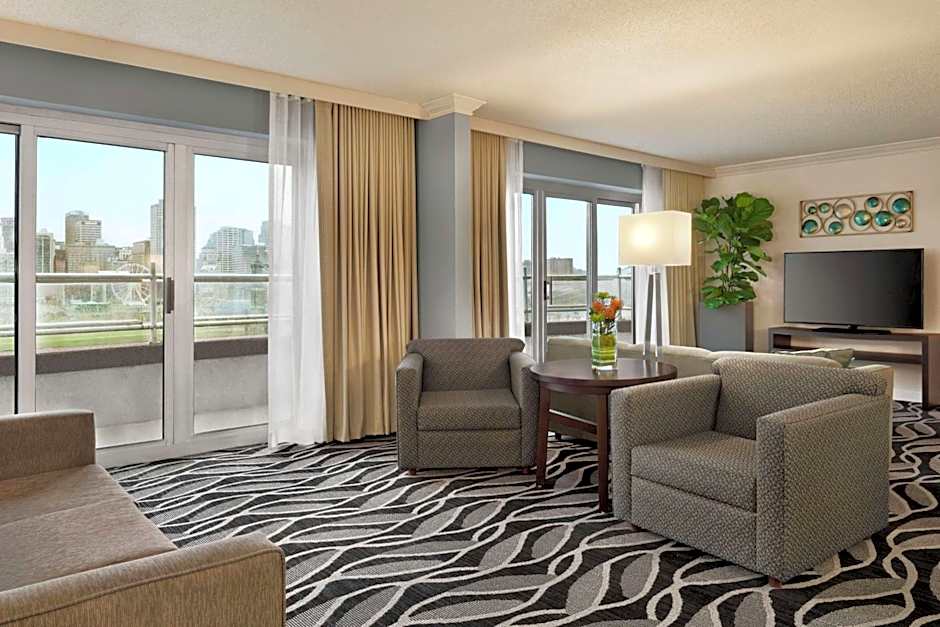 Embassy Suites by Hilton Cincinnati RiverCenter