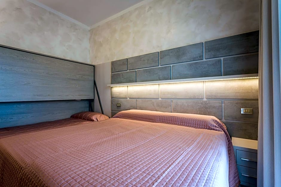 Hotel Deborah