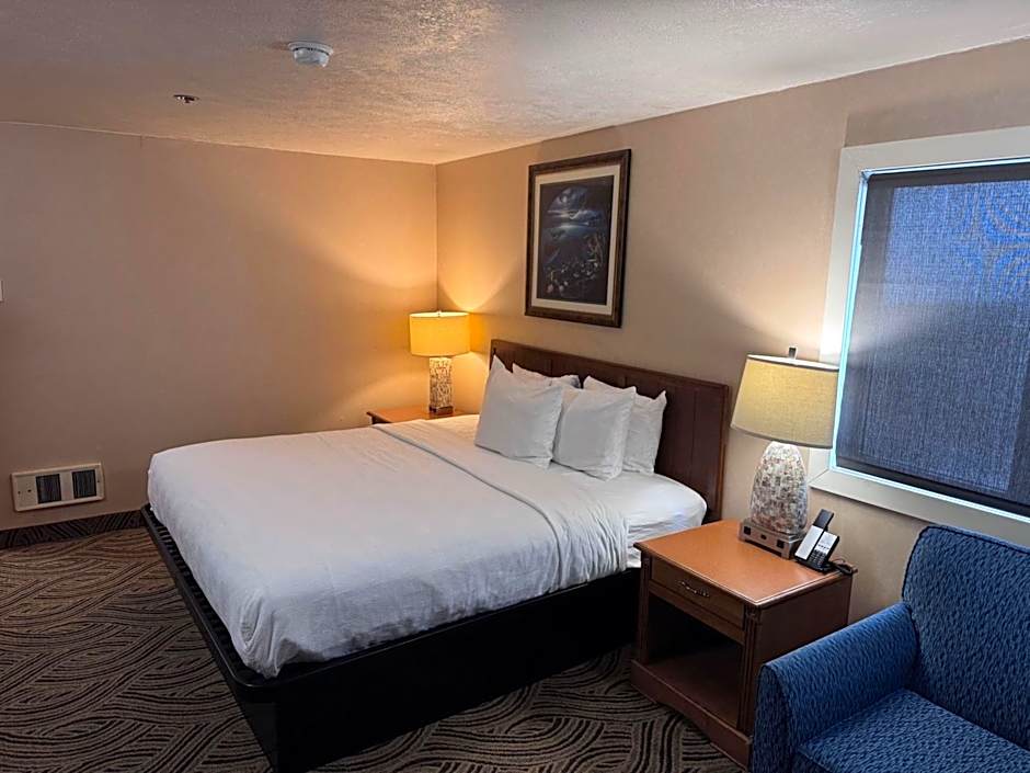 Promenade Inn & Suites Oceanfront