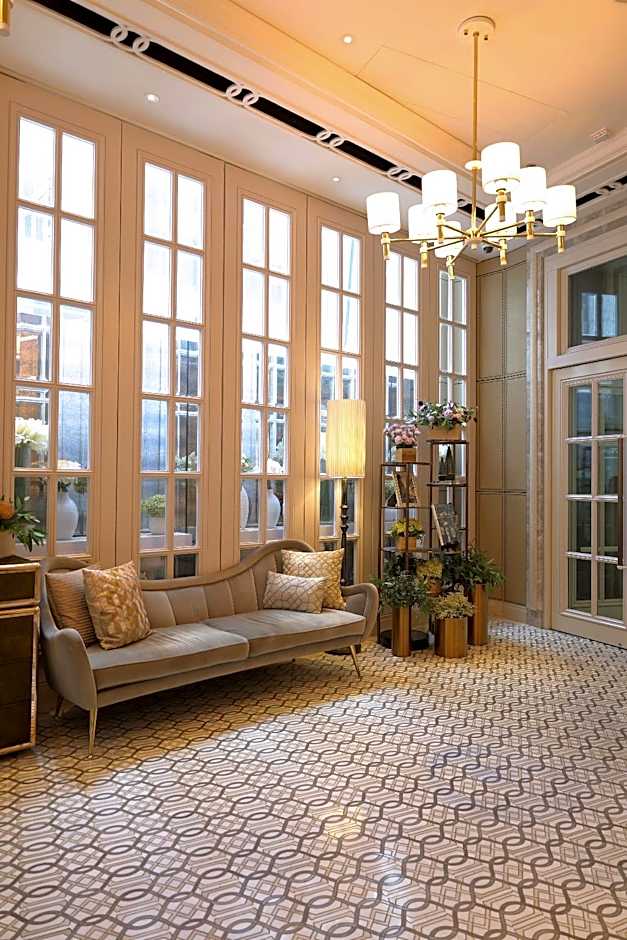 The Pottinger Hong Kong