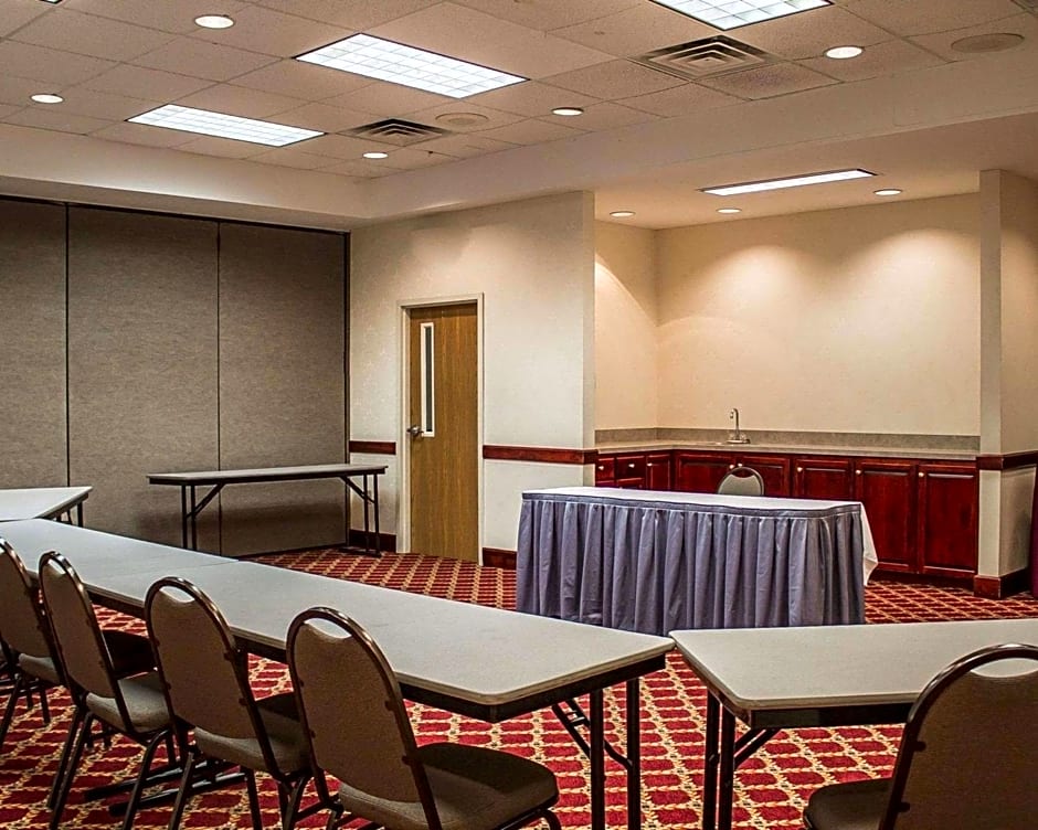 Quality Inn & Suites Conference Center