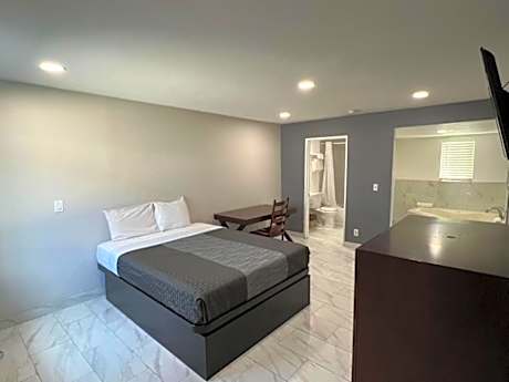 Large Single Room