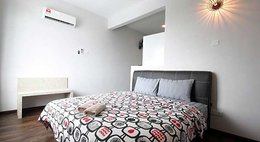 New Luxury Shamrock Beach Villas Seaview