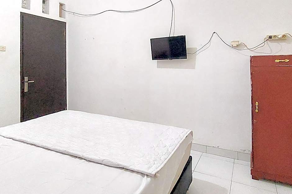 Pondok Gede Dkost Syariah Mitra RedDoorz