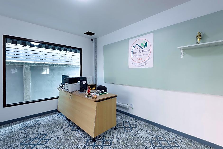BaanSu Hostel