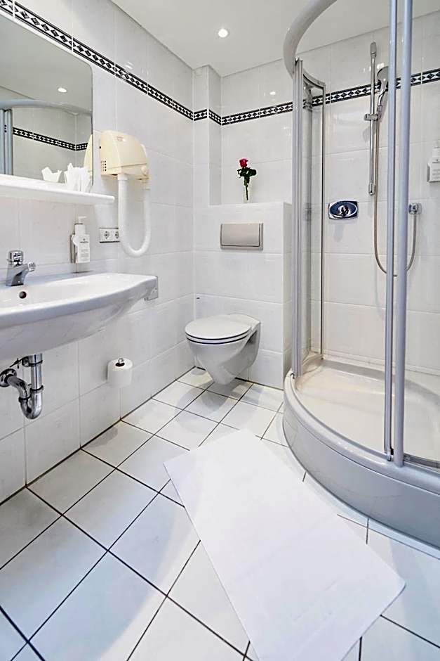 Seehotel am Tankumsee