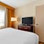 Best Western Plus Chateau Fort St. John
