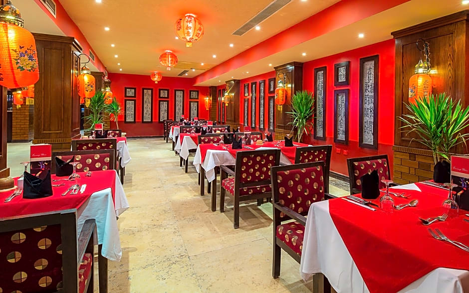 SUNRISE Riviera Resort