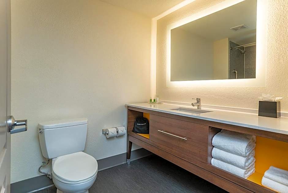 Holiday Inn Hotel & Suites Beaufort at Highway 21 By IHG