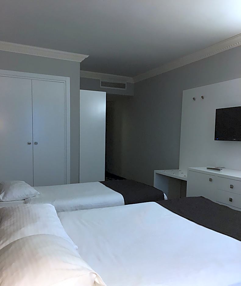 Hotel Eken Prestige