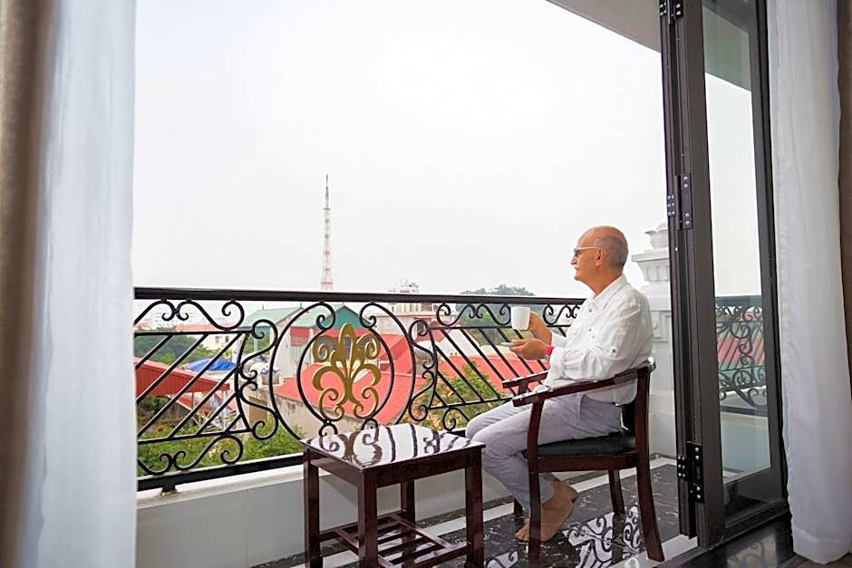 RIO HOTEL