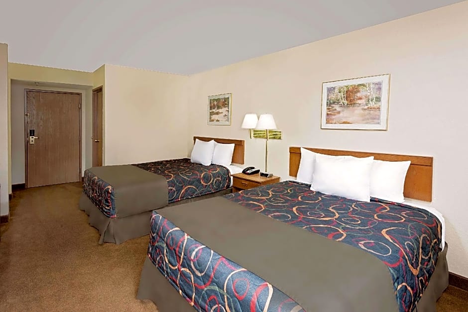 Days Inn by Wyndham Boonville