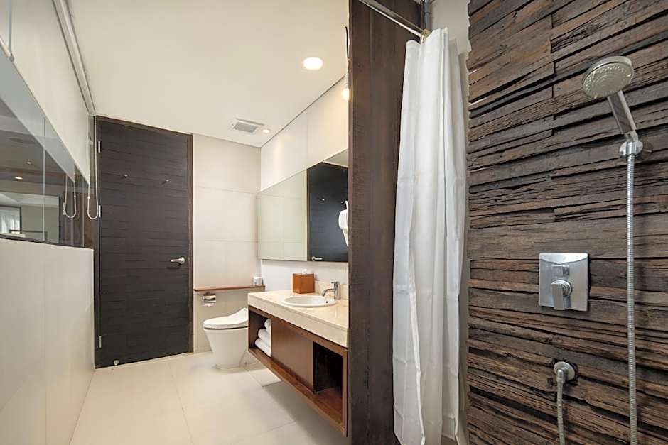 The Akmani Legian Hotel