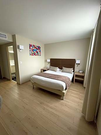 1 Queen Bed, Non-Smoking, Standard