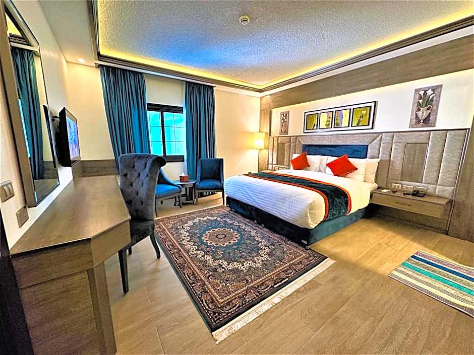 Petra Canyon Hotel