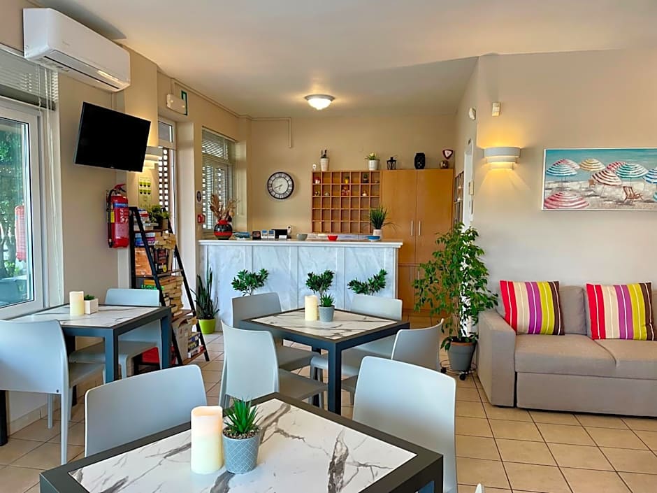 Theos Holidays Apartments