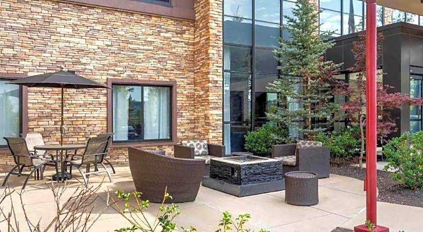 Best Western Plus Cranberry-Pittsburgh North
