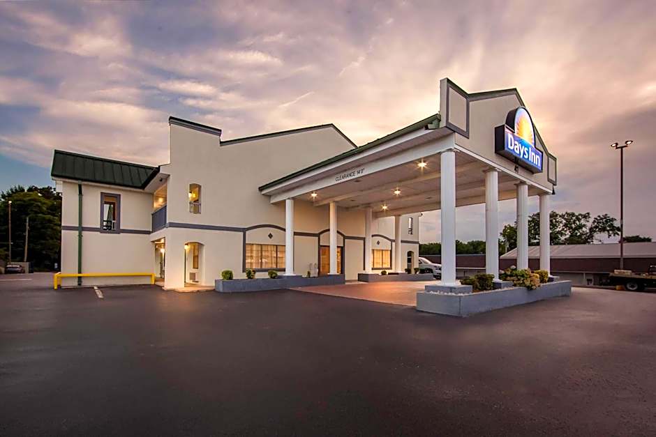 Days Inn by Wyndham Lexington