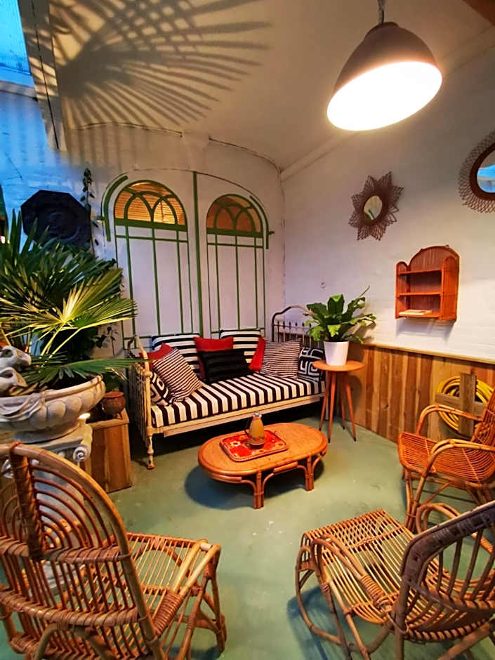 JARDIN D'HIVER CASSEL Suite de 70 m2