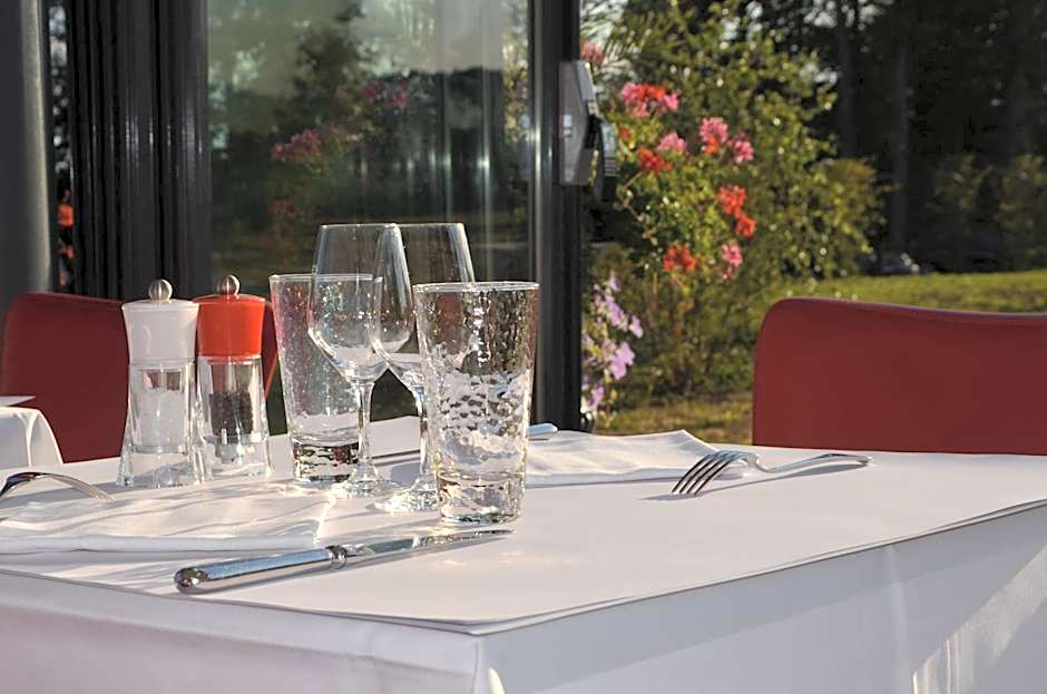 Hôtel du Bois Blanc Domaine d'Epeyssoles Georges Blanc