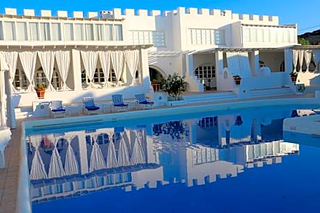 Porto Scoutari Romantic Hotel