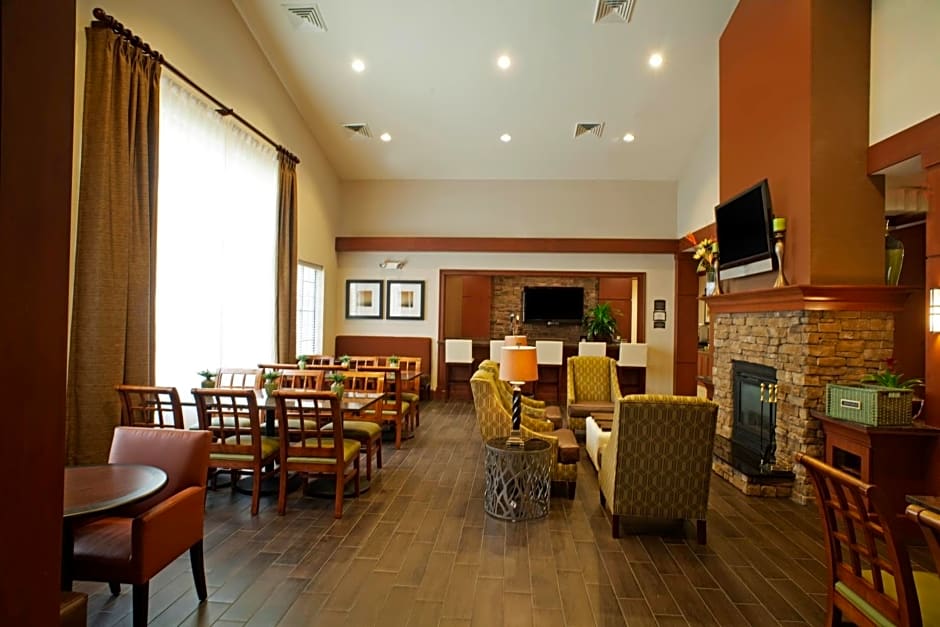 Staybridge Suites Chantilly Dulles Airport