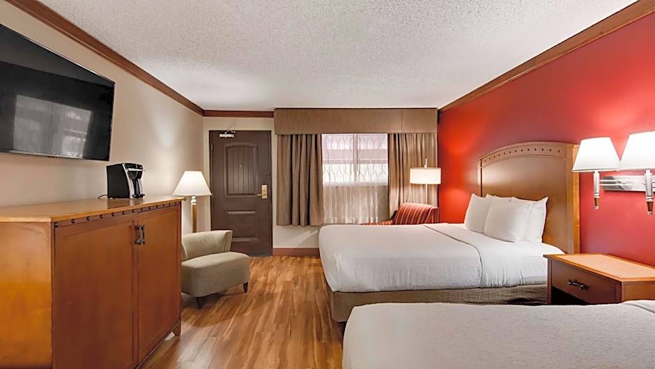 Best Western Plus Greenwell Inn