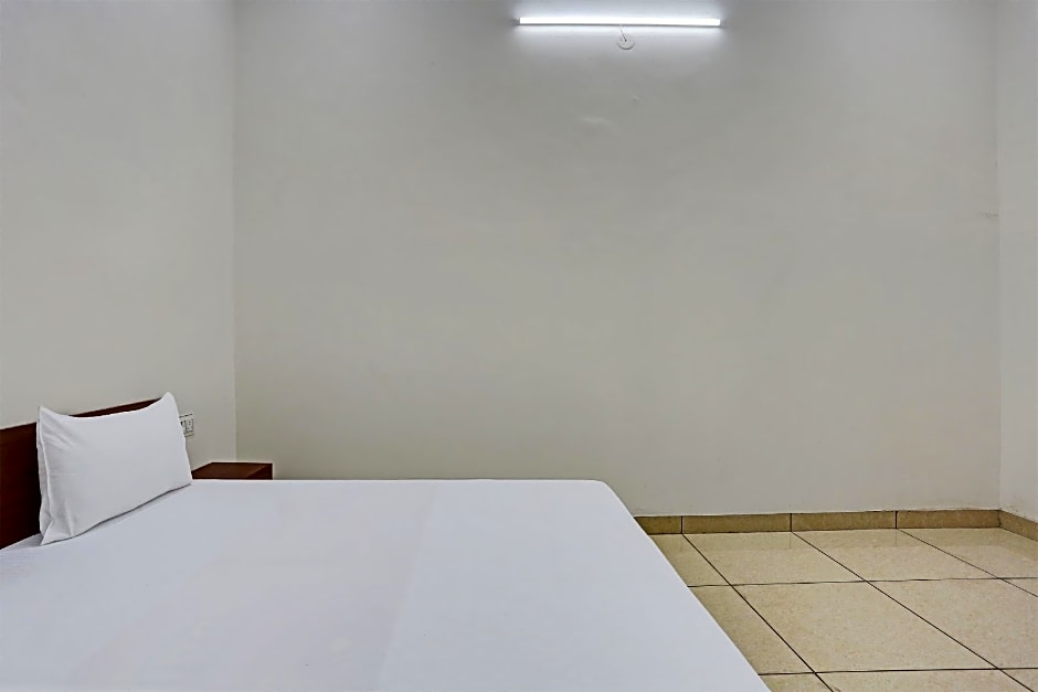 Super Hotel O Park Inn Near Parashuram Chowk