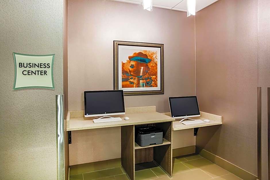 La Quinta Inn & Suites by Wyndham St Paul-Woodbury