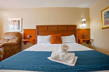 King Bed Accessible Non-Smoking