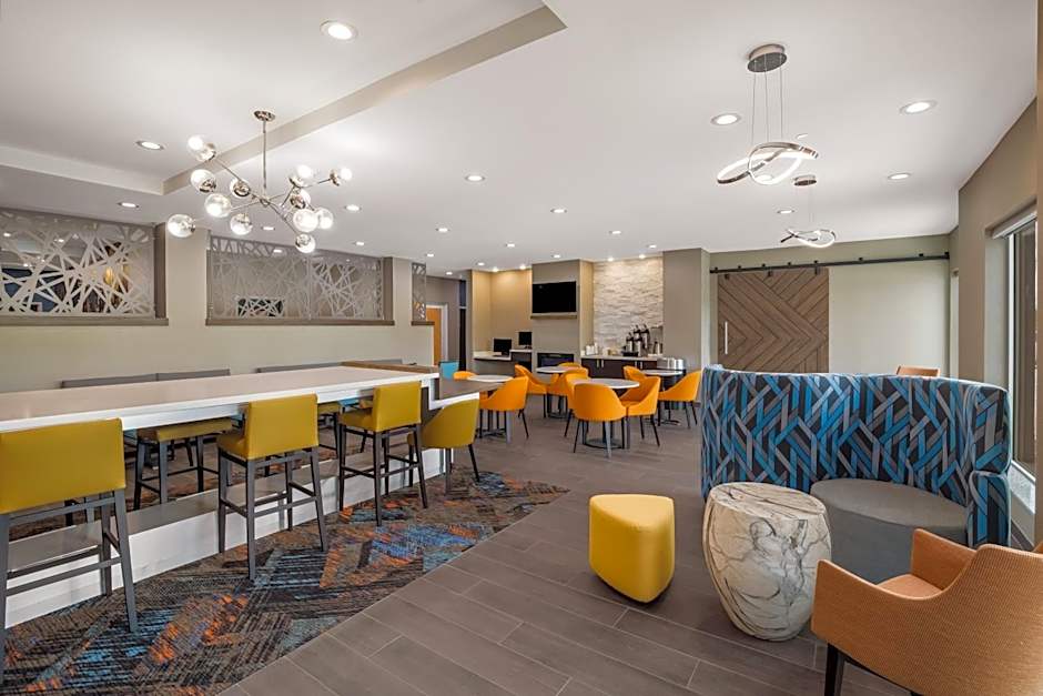 Hawthorn Extended Stay by Wyndham Sulphur Lake Charles