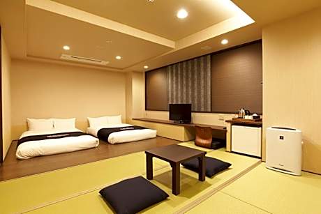 Superior Room with Tatami Area - Non-Smoking