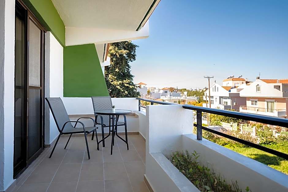 Terinikos Sunny Garden Hotel & Junior Suites