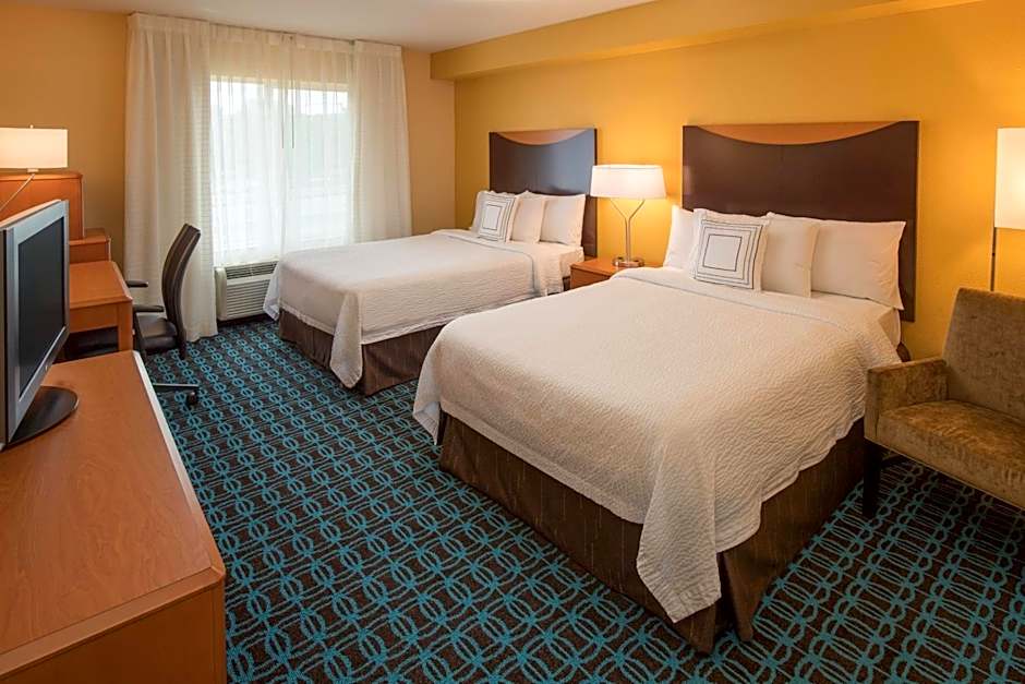 Photo 1 of 2 of 2 Queen Beds, Hearing/Mobility Accessible, Bathtub