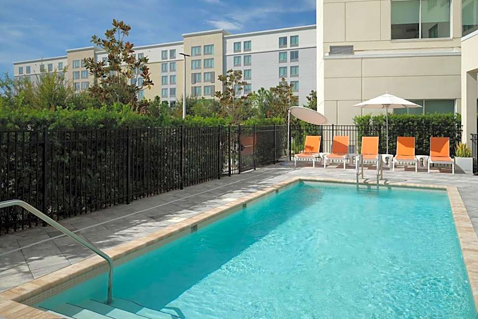 Aloft Orlando Lake Buena Vista