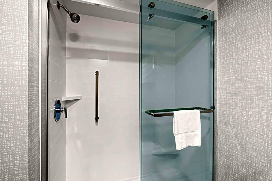 Hampton Inn By Hilton Seekonk