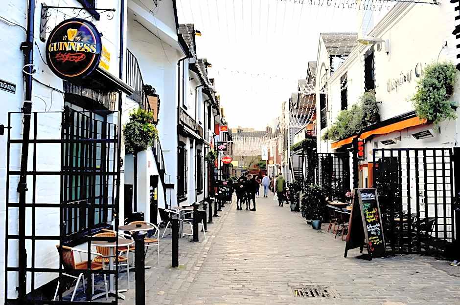 The Georgian House Hotel