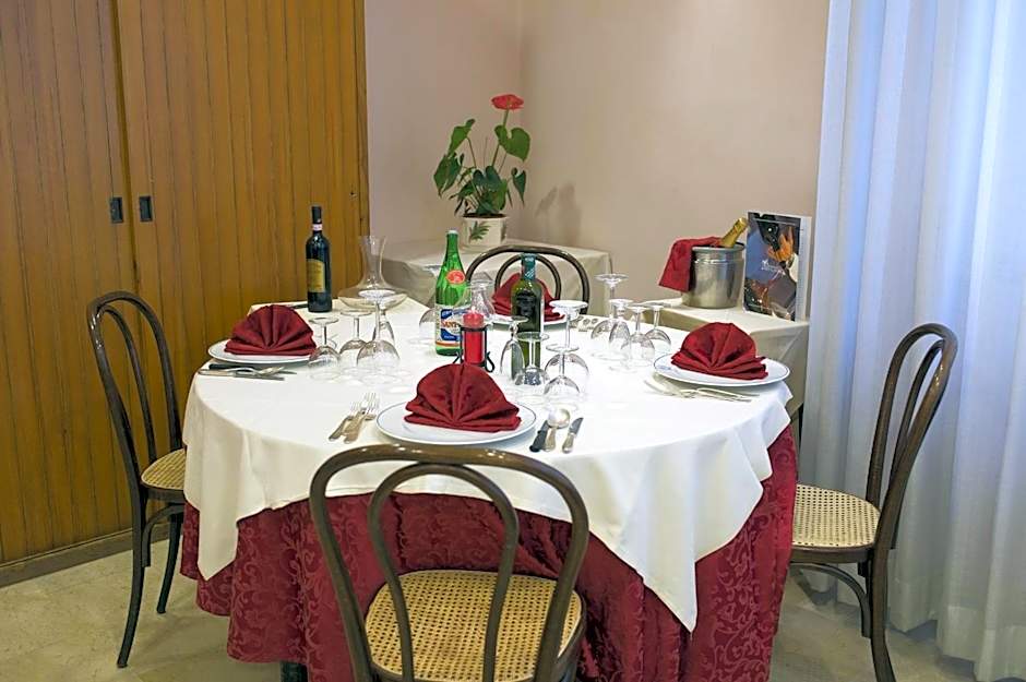 Hotel Miralaghi Family & Sport