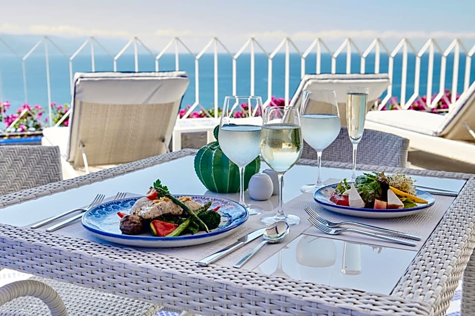 Hotel Luxury Patio Azul