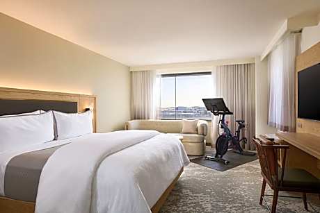 WestinWORKOUT Peloton, Executive lounge access, Guest room