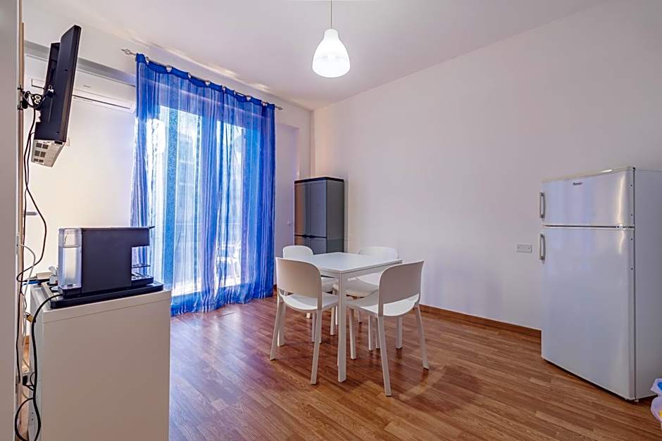 Marina di Petrolo Apartments