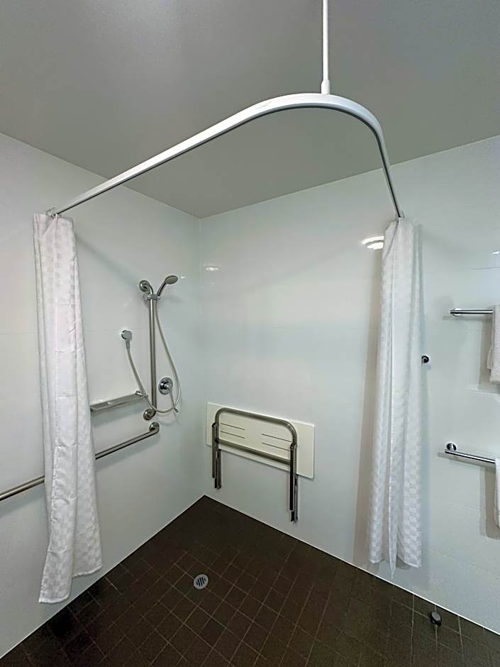 Quest King William South