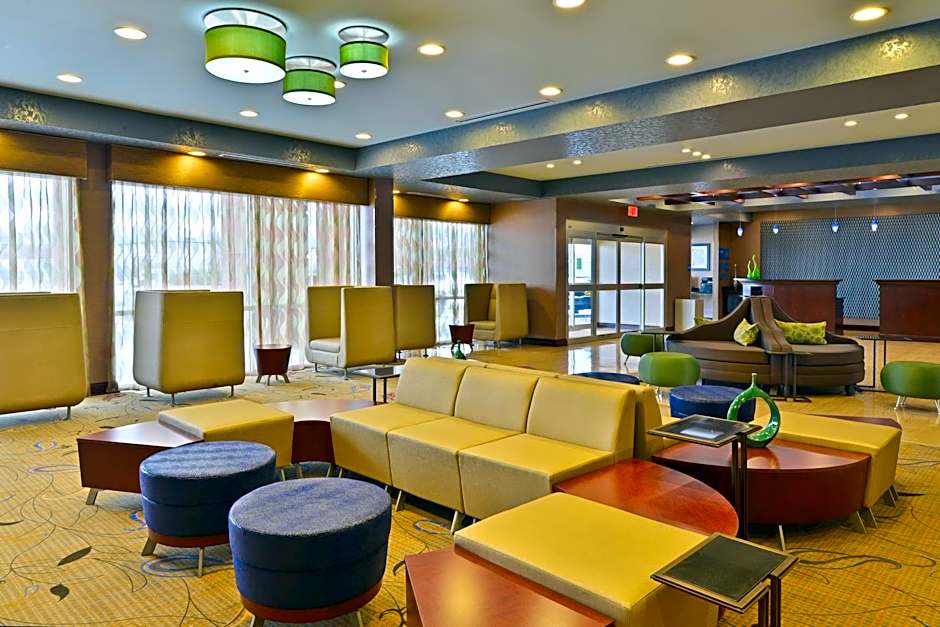 Wyndham Garden Elk Grove Village / O'Hare