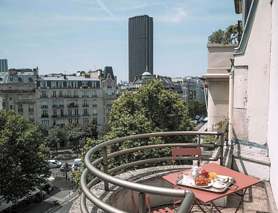 Villa Luxembourg – Paris, TX