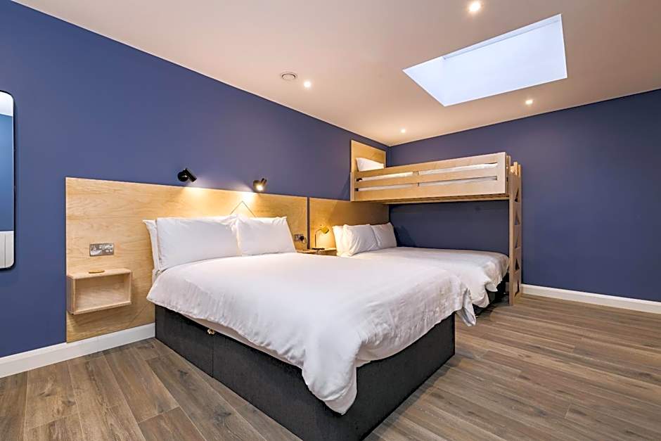 Port 56 Guesthouse