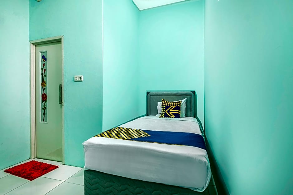 OYO Life 1889 Mbuahpage